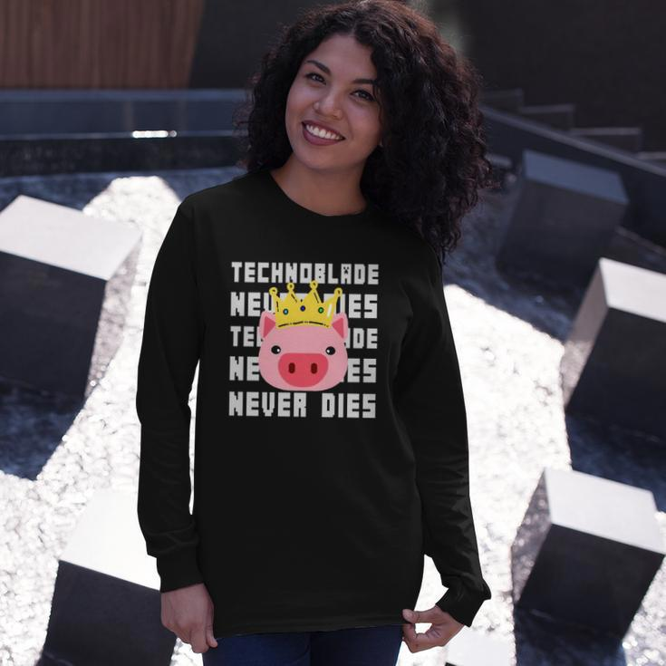 Technoblade Never Dies Technoblade Dream Smp Long Sleeve T-Shirt Gifts for Her