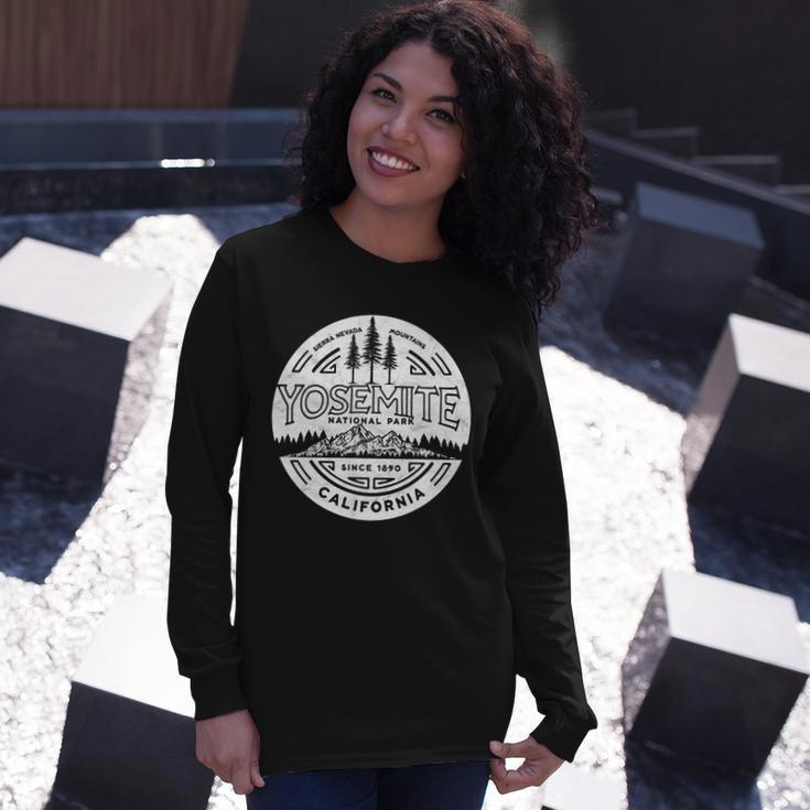 Yosemite National Park Distressed Minimalist Long Sleeve T-Shirt Gifts for Her