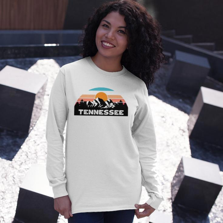 Tennessee Retro Vintage Sunset Mountain Tennessee Lovers Long Sleeve T-Shirt Gifts for Her