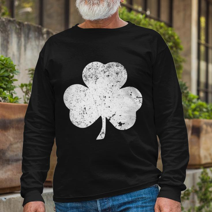 Retro Vintage Irish Distressed Shamrock St Patricks Day Long Sleeve T-Shirt Gifts for Old Men