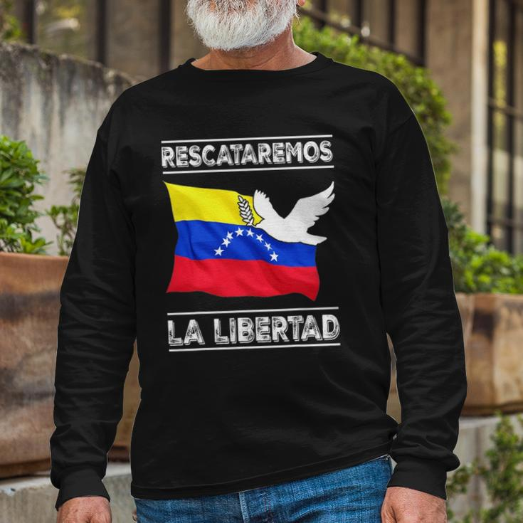 Venezuela Freedom Democracy Guaido La Libertad Long Sleeve T-Shirt T-Shirt Gifts for Old Men