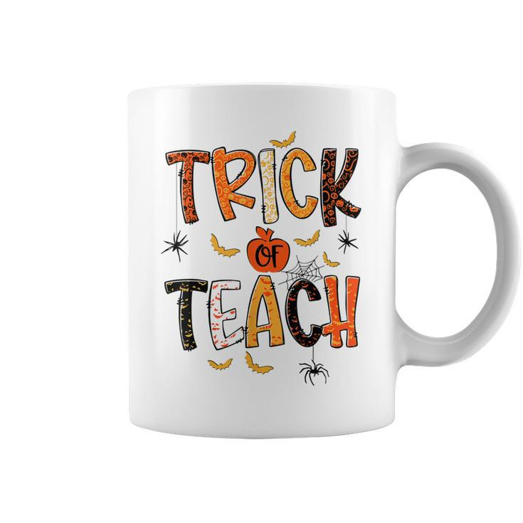 Retro Trick Or Teach Teacher Halloween Costume Men Women  V2 Coffee Mug