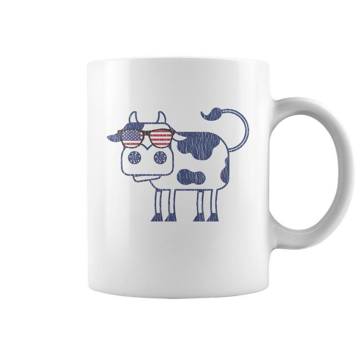 Retro Cow Merica Patriotic Us Flag 4Th Of July Farm Rancher Gift Coffee Mug