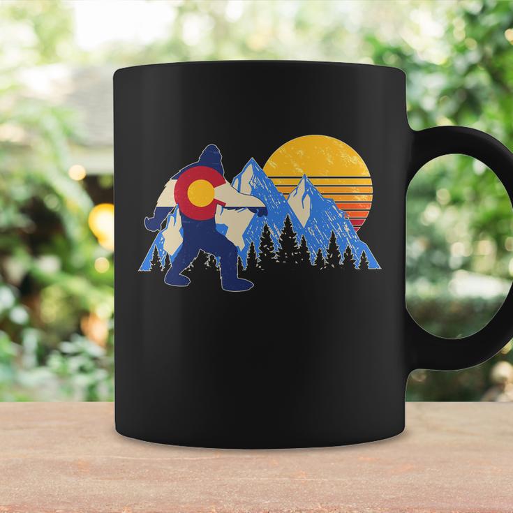 Vintage Bigfoot Colorado Flag Retro Sun Mountains Coffee Mug Gifts ideas