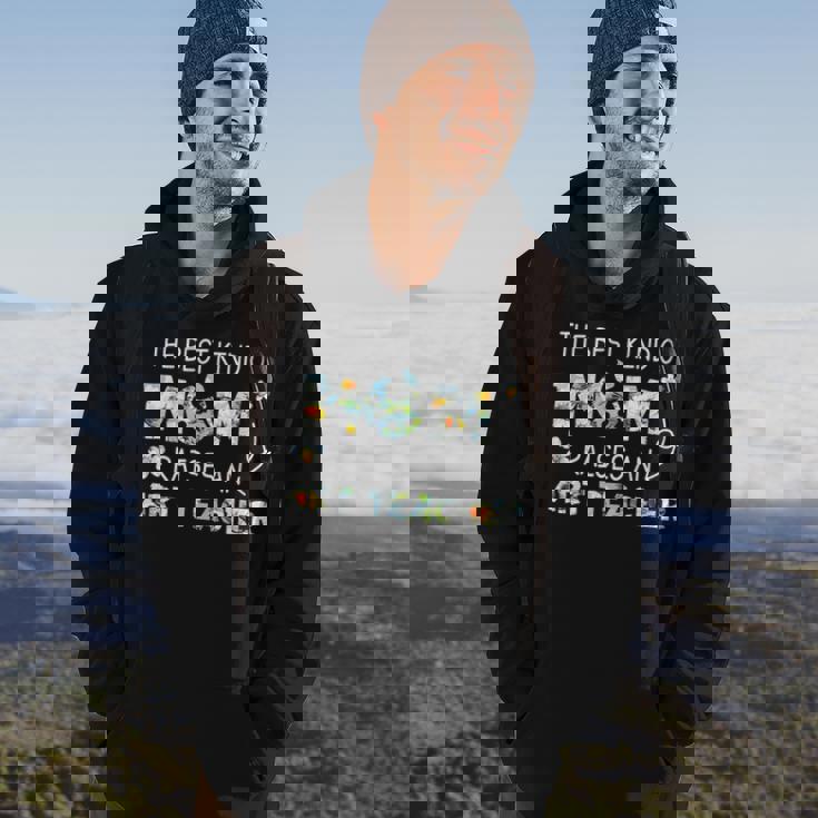 The Best Kind Of Mom Raises An Art Teacher Mothers DayHoodie Lifestyle The Best Kind Of Mom Raises An Art Teacher Mothers DayHoodie Lifestyle