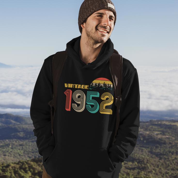 Vintage 1952 Sun Wilderness 70Th Birthday Tshirt Hoodie Lifestyle