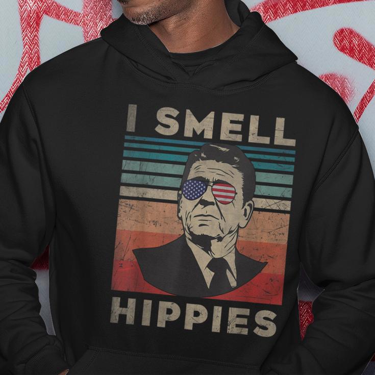 Vintage Distressed Retro Reagan President I Smell Hippies Hoodie Unique Gifts