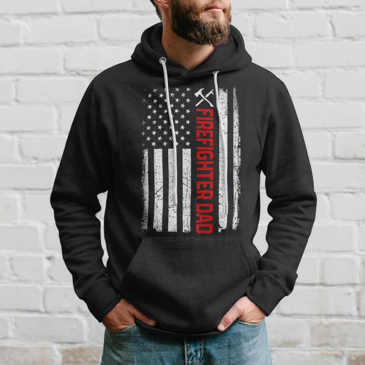 Firefighter Retro American Flag Firefighter Dad 4Th Of July Fathers Day Hoodie Gifts for Him