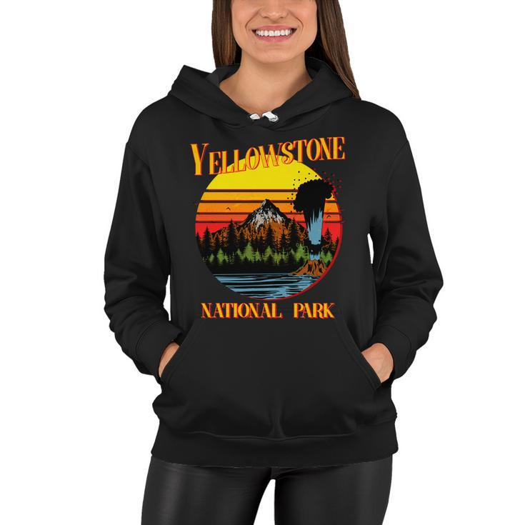 Retro Yellowstone National Park Tshirt Women Hoodie