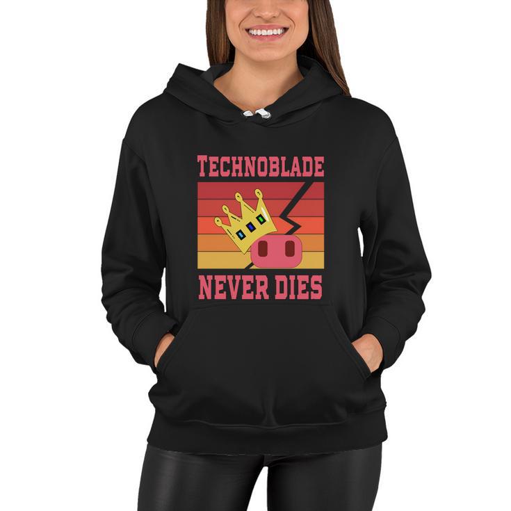 Technoblade Never Dies V4 Women Hoodie