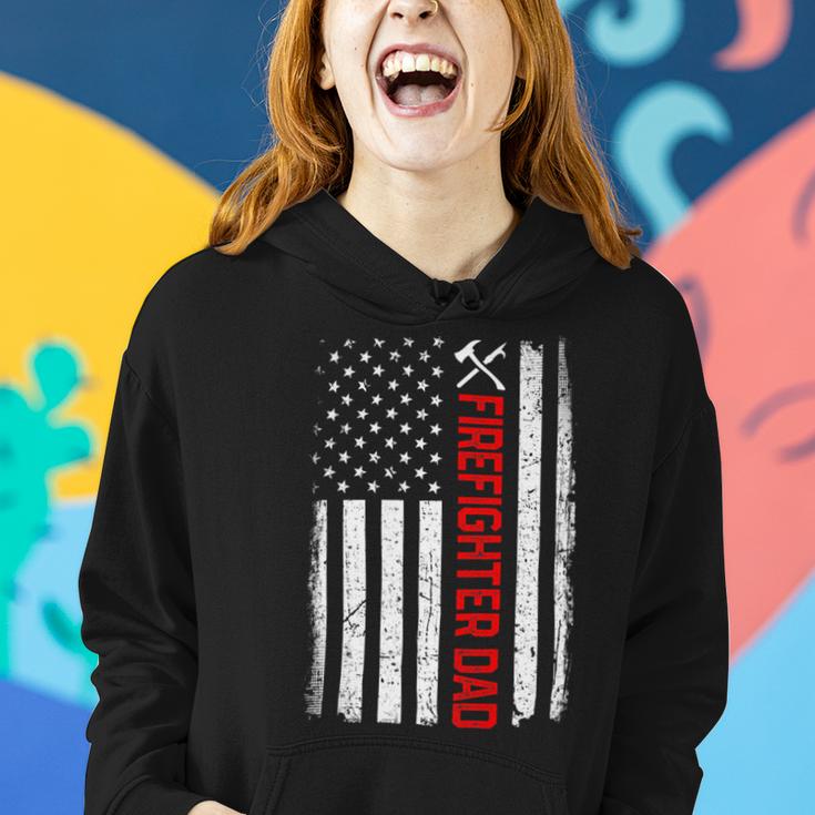 Firefighter Retro American Flag Firefighter Dad 4Th Of July Fathers Day Women Hoodie