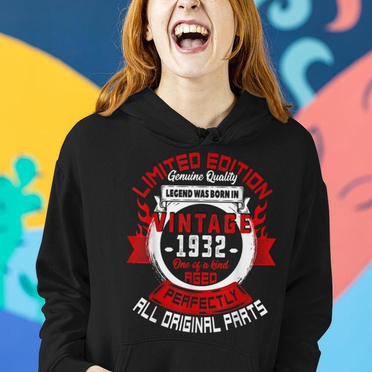 90Th Birthday Gift Vintage Legends Born In 1932 90 Years Old Women Hoodie Gifts for Her