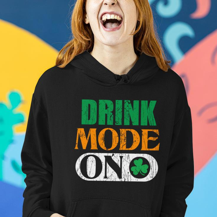 Mode On Happy St Patricks Day Flag Irish Shamrock Gift Graphic Design Printed Casual Daily Basic Women Hoodie Gifts for Her