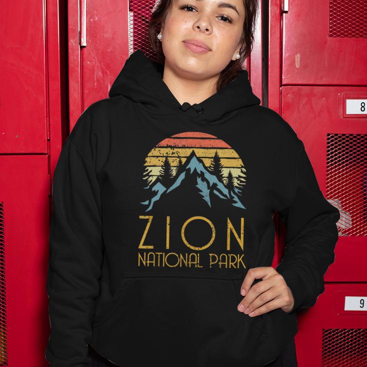 Cool Gift Vintage Retro Zion National Park Utah Gift Tshirt Women Hoodie Unique Gifts