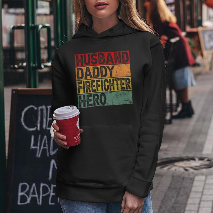 Firefighter Retro Vintage Husband Daddy Firefighter Fathers Day Dad Women Hoodie Funny Gifts