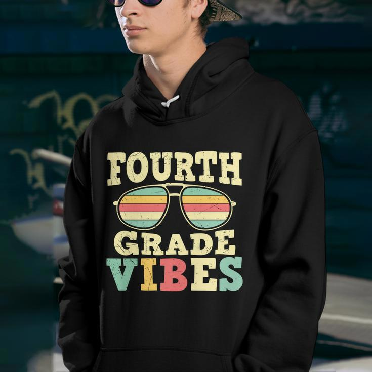 Vintage Fourth Grade Vibes Shirt Funny 4Th Grade Back To School Youth Hoodie