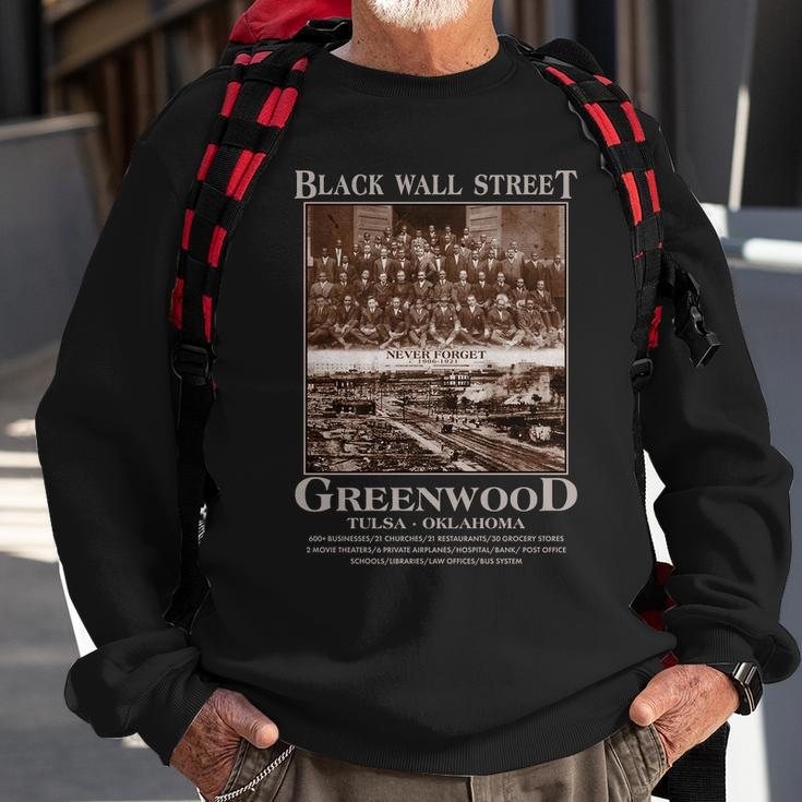 Black Wall Street Never Forget Greenwood Tulsa Oklahoma V2 Sweatshirt Gifts for Old Men