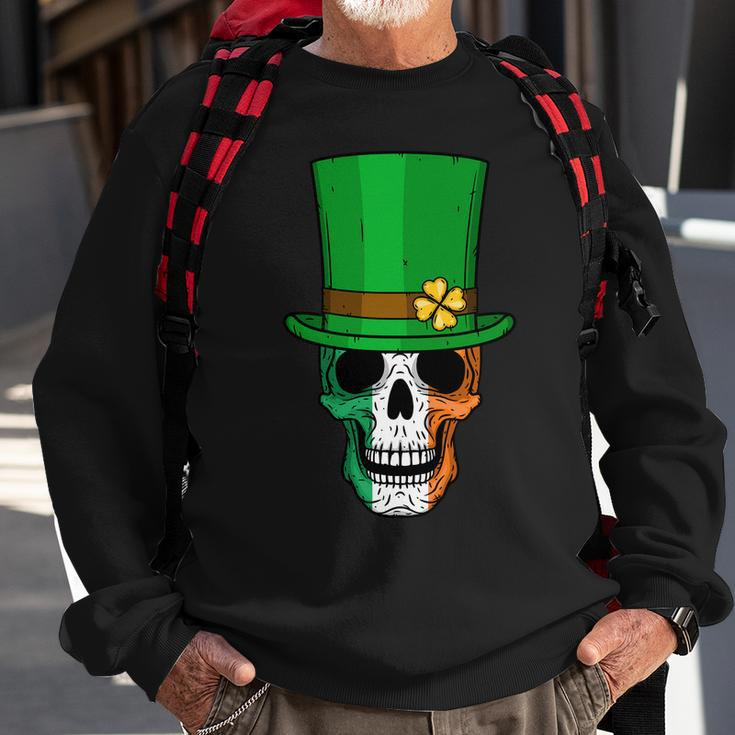 Cool St Patricks Day Irish Skull Sweatshirt Gifts for Old Men