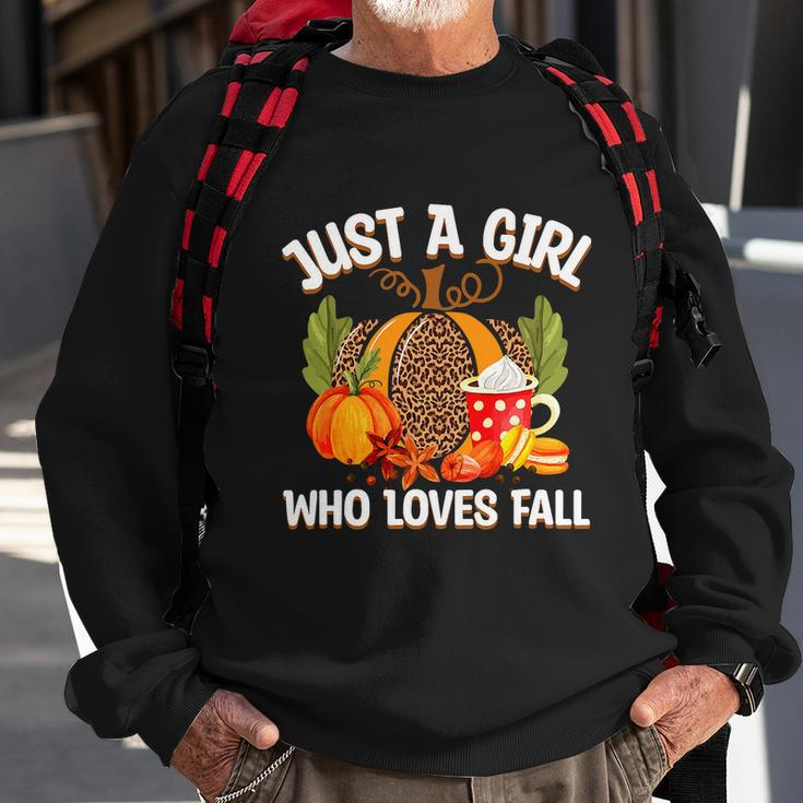 Fall Plaid Leopard Pumpkin Autumn Funny Thanksgiving Graphic Design Printed Casual Daily Basic Sweatshirt Gifts for Old Men