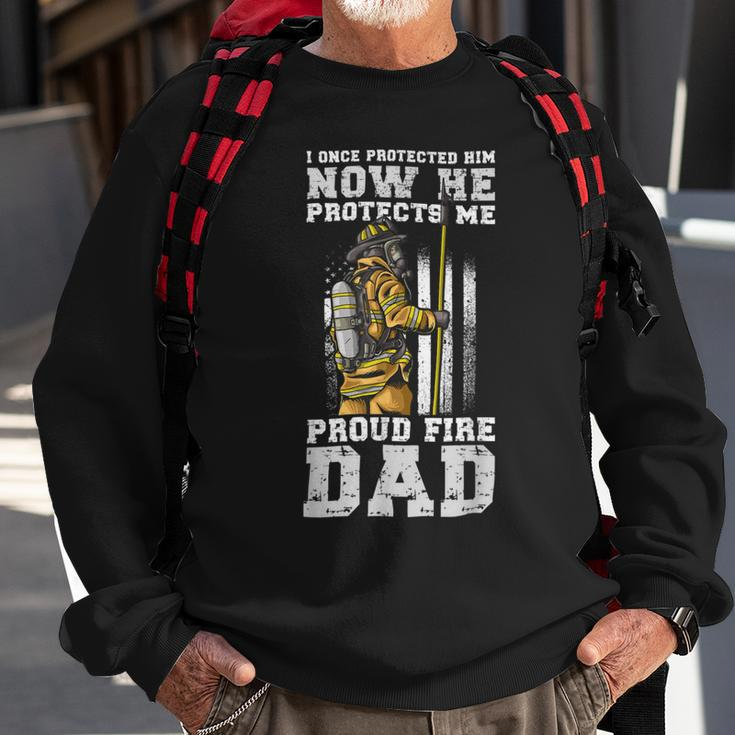 Firefighter Proud Fire Dad Firefighter Dad Of A Fireman Father V2 Sweatshirt Gifts for Old Men