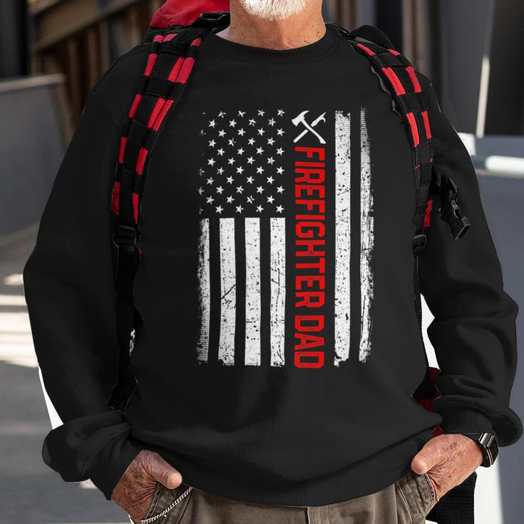 Firefighter Retro American Flag Firefighter Dad 4Th Of July Fathers Day Sweatshirt Gifts for Old Men