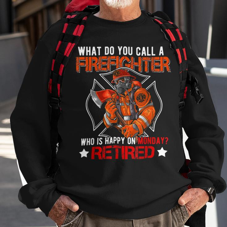 Firefighter Vintage Happy Retired Firefighter Funny Retirement Family_ V2 Sweatshirt Gifts for Old Men