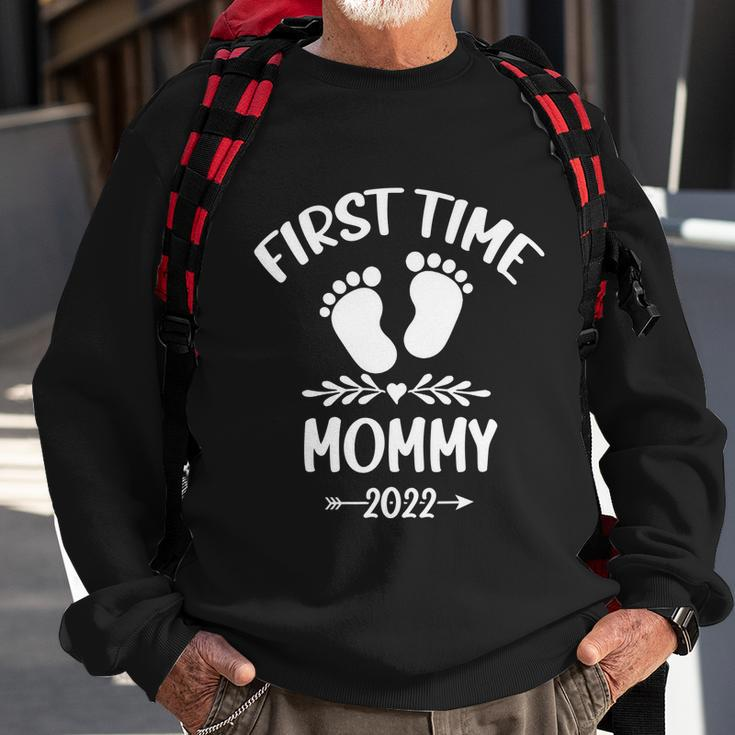 First Time Mommy 2022 Funny New Mom Promoted To Mommy Sweatshirt Gifts for Old Men