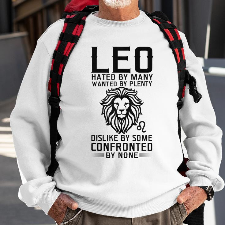 Lion Graphic Art July August Birthday Gifts Leo Zodiac Sign Sweatshirt Gifts for Old Men