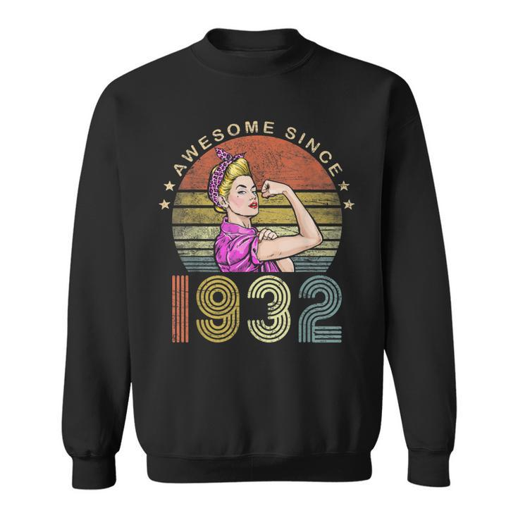 Awesome Since 1932 Vintage 1932 90Th Birthday 90 Years Old  Sweatshirt