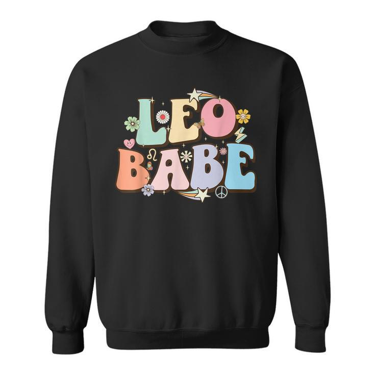 Retro Groovy Leo Babe July & August Birthday Leo Zodiac Sign  Sweatshirt