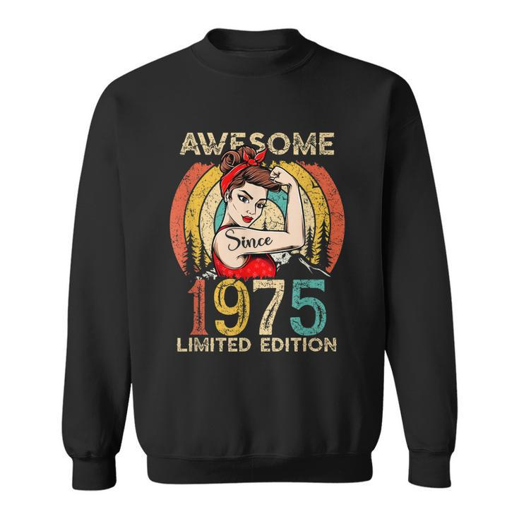 Vintage 1975 Birthday Gift For Women 47 Year Old Birthday Sweatshirt
