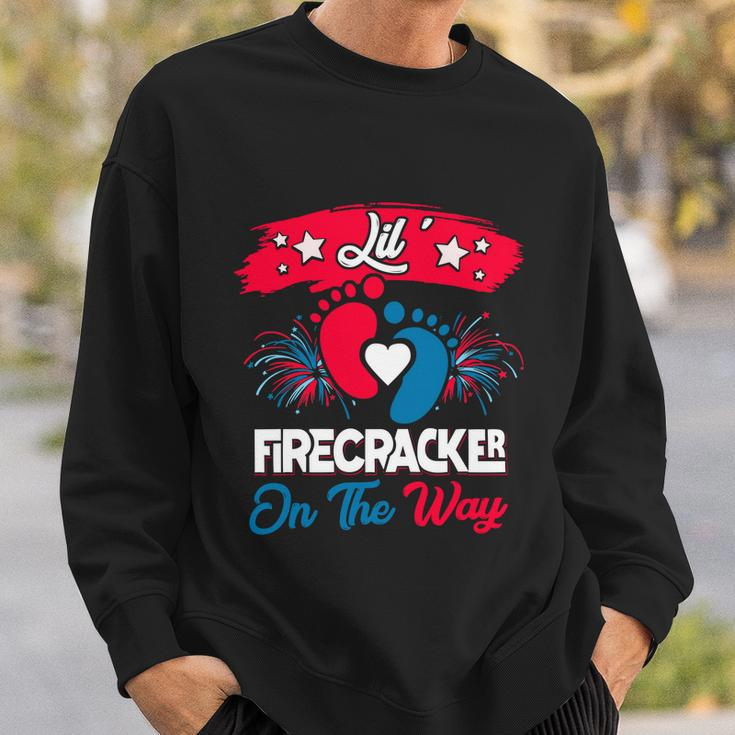 4Th Of July Pregnancy Meaningful Gift Lil Firecracker On The Way Great Gift Sweatshirt Gifts for Him