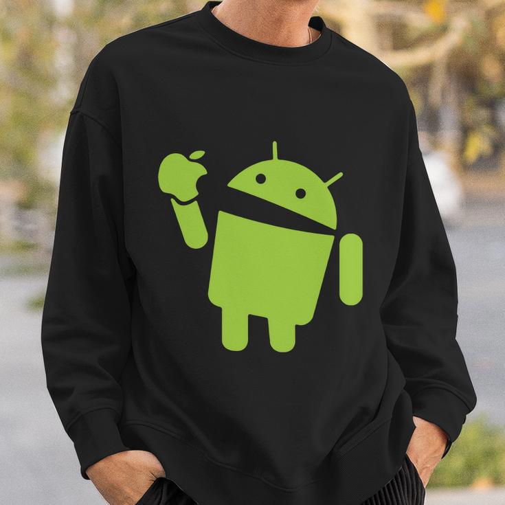 Android Eats Apple Funny Nerd Computer Tshirt Sweatshirt Gifts for Him