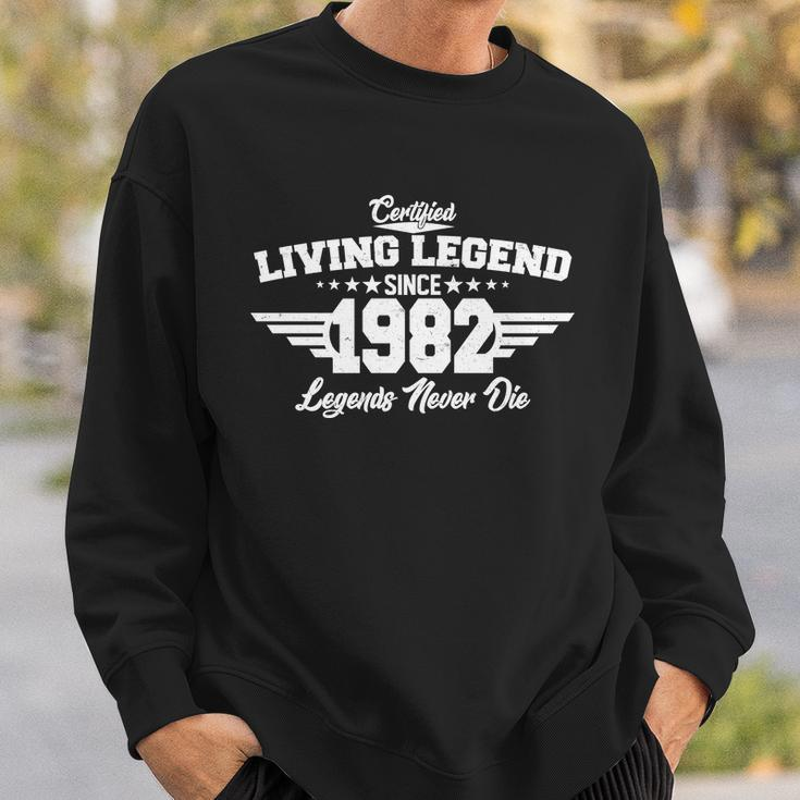 Certified Living Legend Since 1982 Legends Never Die 40Th Birthday Sweatshirt Gifts for Him