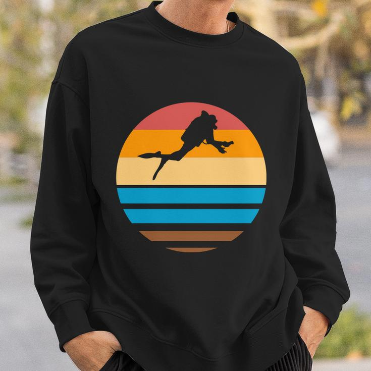 Funny Retro Scuba Diving Graphic Design Printed Casual Daily Basic Sweatshirt Gifts for Him