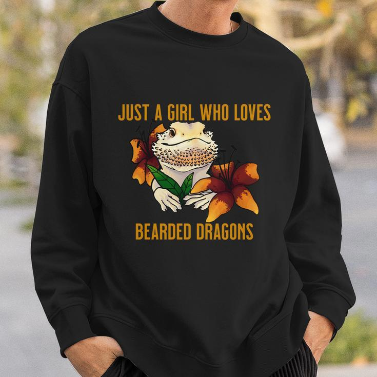 Just A Girl Who Loves Bearded Dragons Sweatshirt Gifts for Him