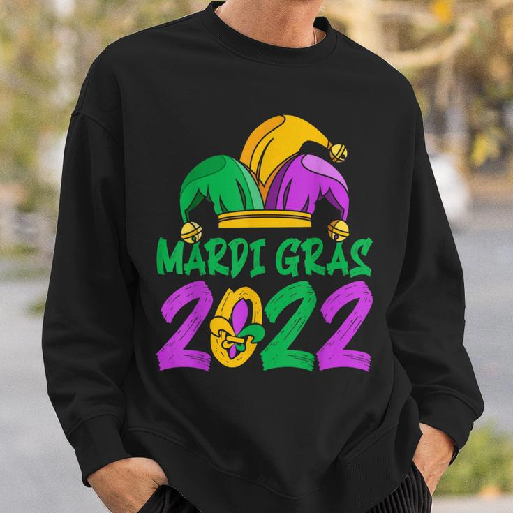 Mardi GrasMardi Gras 2022 Beads Mask Feathers  V3 Men Women Sweatshirt Graphic Print Unisex Gifts for Him