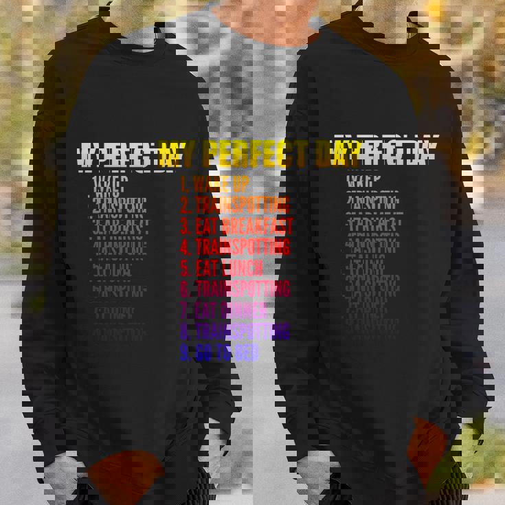 perfect day in trainspotting Tシャツ