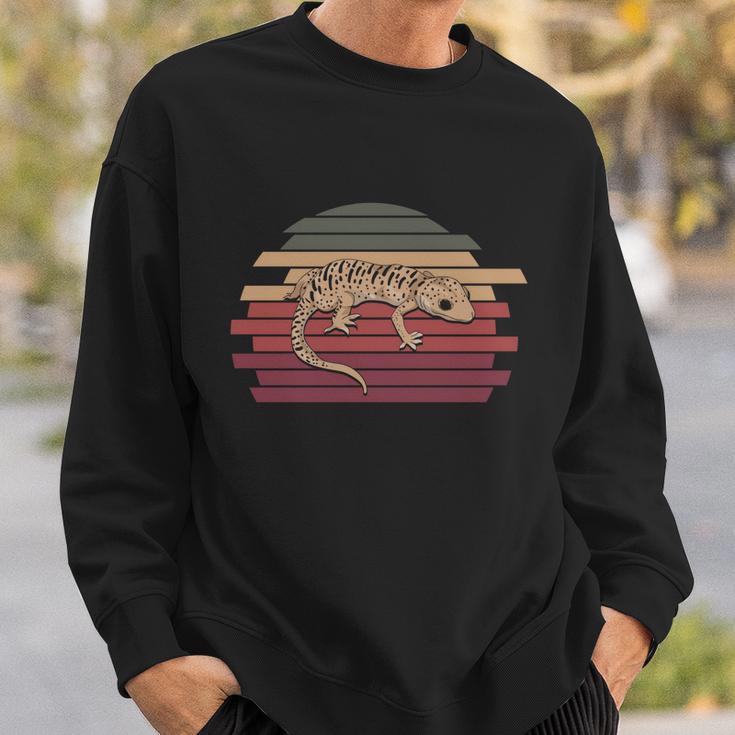 Retro Reptile Keeper Lizard Animal Lover Leopard Gecko Gift Sweatshirt Gifts for Him