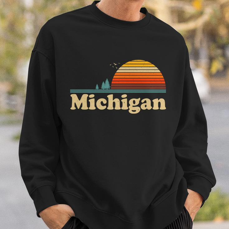 Vintage Retro Michigan Sunset Logo V2 Sweatshirt Gifts for Him