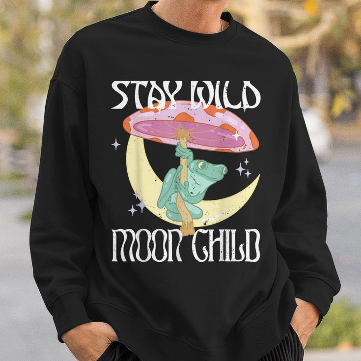 Vintage Retro Stay Wild Moon Child Frog Peace Love Hippie Sweatshirt Gifts for Him