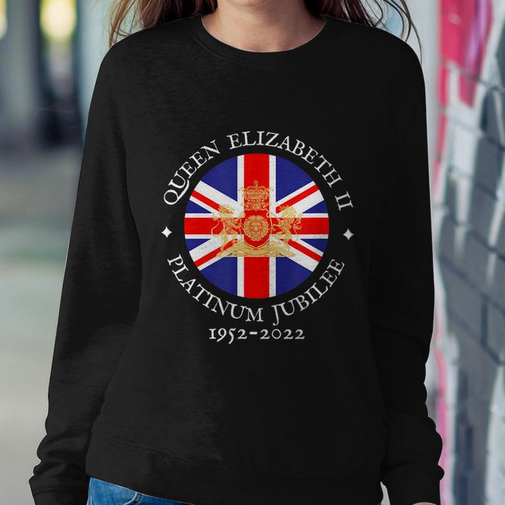 Queens Platinum Jubilee Royal Crest Uk Gb Union Jack Flag Sweatshirt Gifts for Her