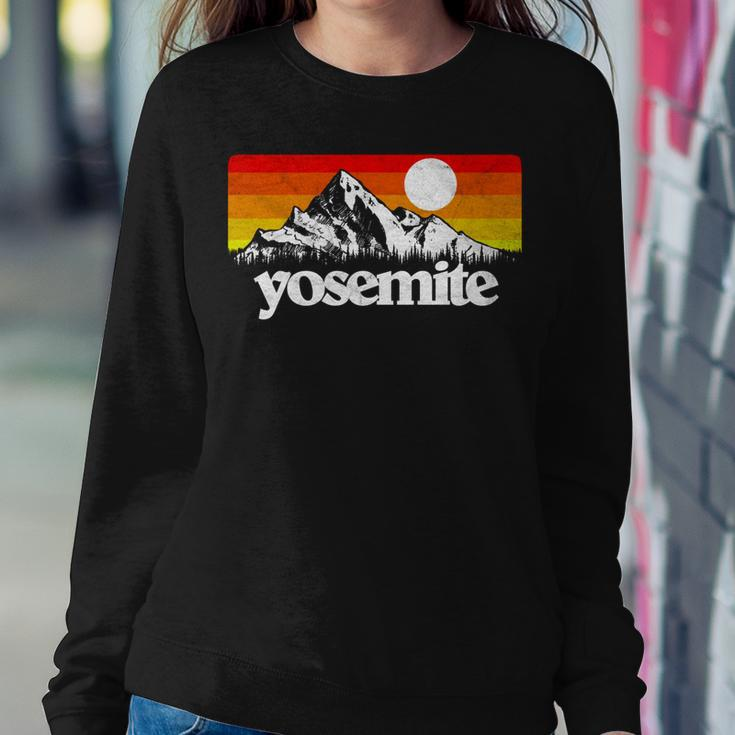 Vintage Yosemite National Park Retro Mountains Sweatshirt Gifts for Her