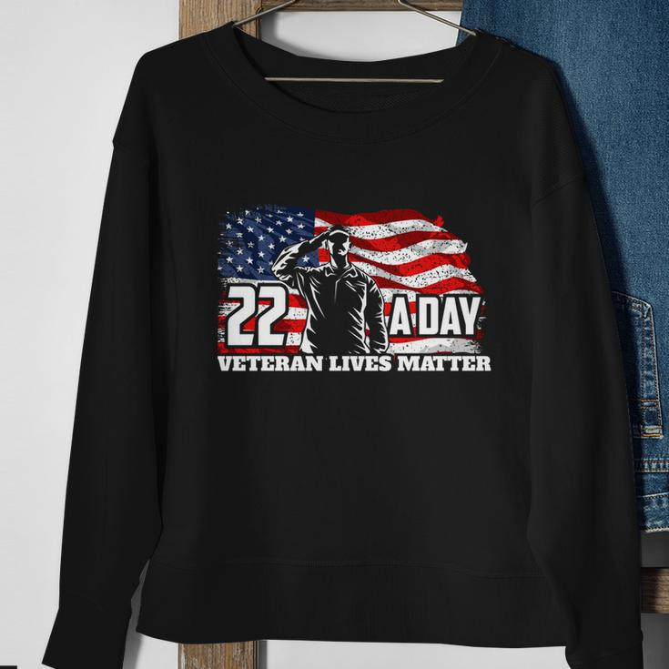 22 Per Day Veteran Lives Matter Suicide Awareness Usa Flag Gift Graphic Design Printed Casual Daily Basic Sweatshirt Gifts for Old Women