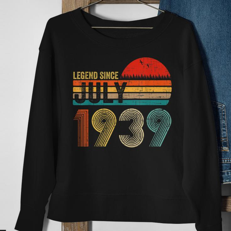 83 Years Old Retro Birthday Gifts Legend Since July 1939 Sweatshirt Gifts for Old Women