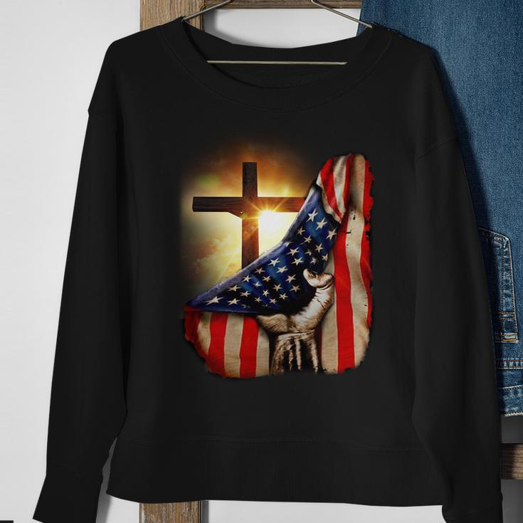 American Christian Cross Patriotic Flag Tshirt Sweatshirt Gifts for Old Women