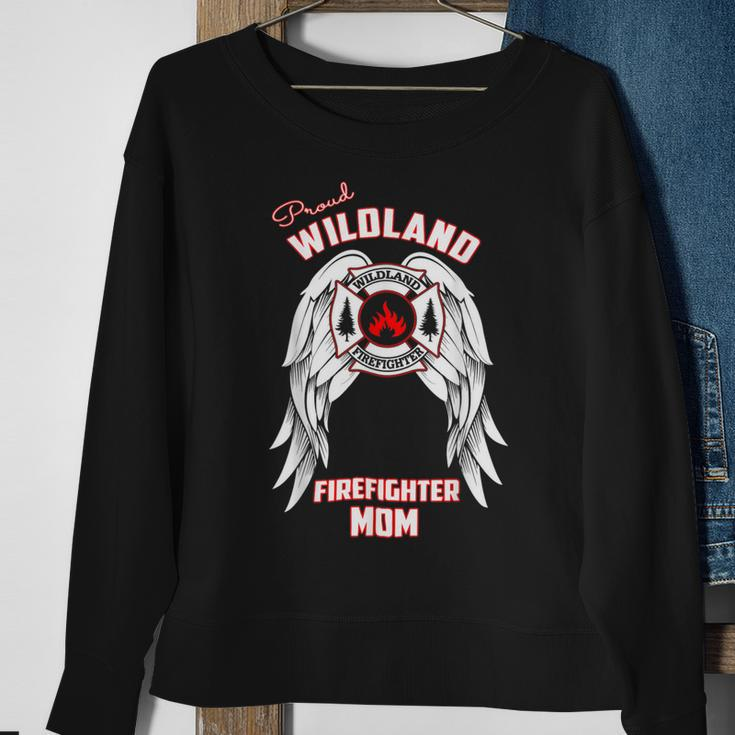 Firefighter Proud Wildland Firefighter MomSweatshirt Gifts for Old Women