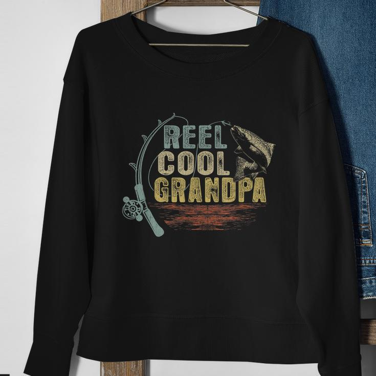 Funny Mens Funny Fishing Gift Vintage Reel Cool Grandpa Gift Sweatshirt Gifts for Old Women
