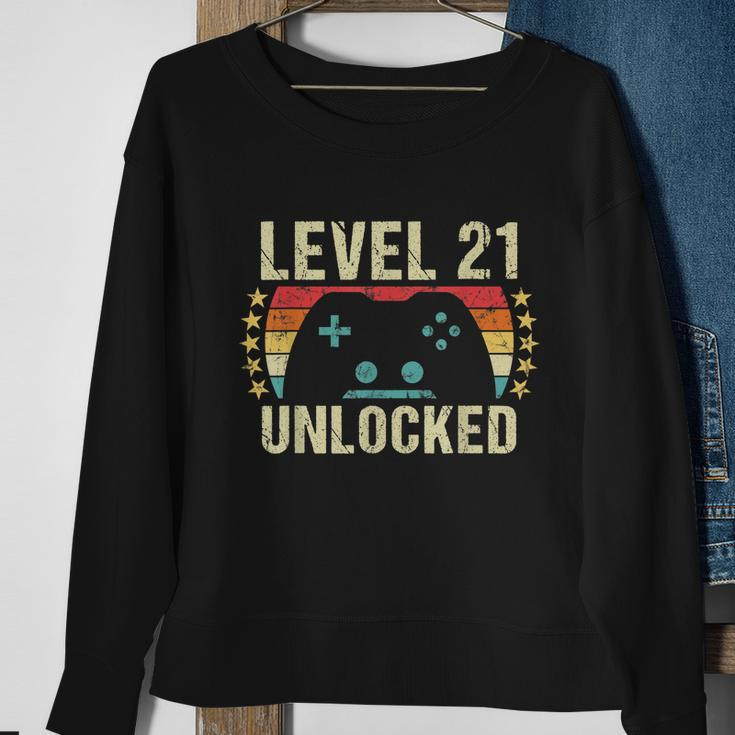 Gaming Vintage 21St Birthday Gift 21 Year Old Boy Girl Gamer Sweatshirt Gifts for Old Women