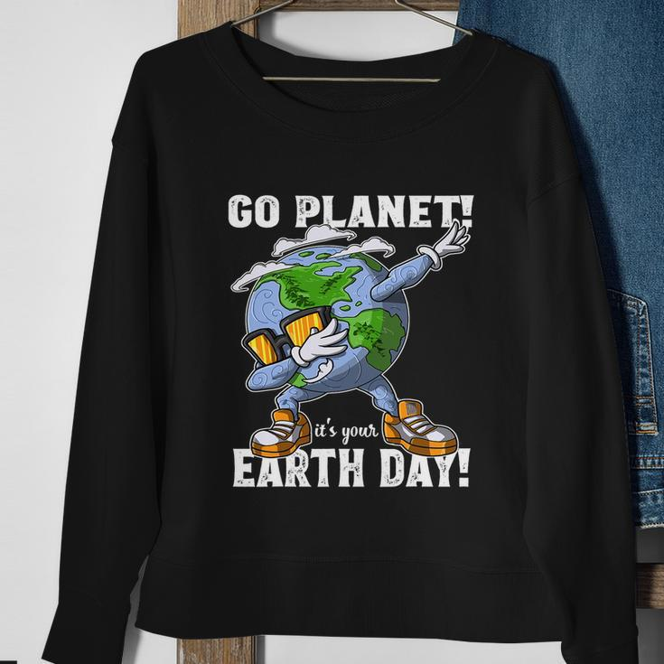 Go Planet Its Your Earth Day Shirt Dabbing Gift For Kid Sweatshirt Gifts for Old Women